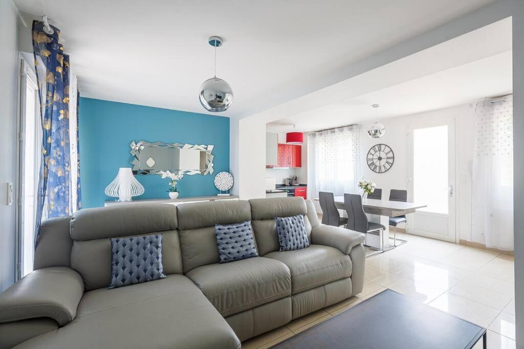 Logement 004 A 300M De La Gare Mantes La Jolie 外观 照片
